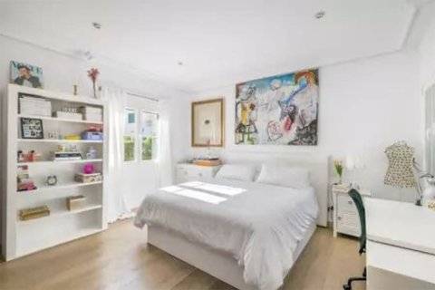 Villa till salu i Mallorca, Spanien 4 sovrum, 411 kvm. Nr. 147789 - foto 29