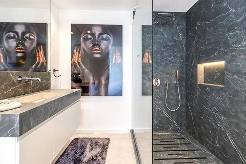 Villa en venta en Santa Ponsa, Mallorca, España 5 dormitorios, 411 m2 No. 147790 - foto 22