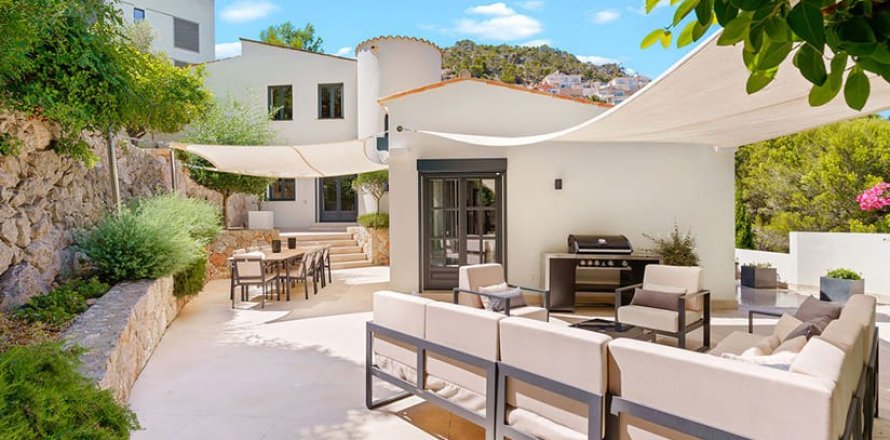 Villa a Mallorca, Spagna 4 camere da letto, 269 mq. N° 147787
