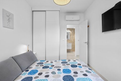 Продажа квартиры в Сан-Мигель-де-Салинас, Аликанте, Испания 2 спальни, 61м2 №154567 - фото 12