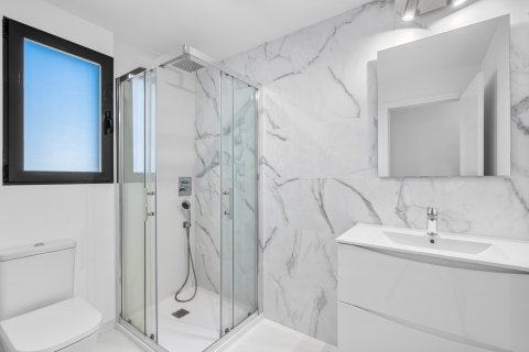 Продажа квартиры в Сан-Мигель-де-Салинас, Аликанте, Испания 2 спальни, 61м2 №154567 - фото 16