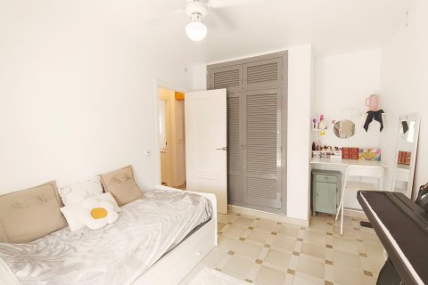 Kaupunkipientalo myytävänä Villamartin, Alicante, Espanja, 3 makuuhuonetta, 101 m2 No. 154569 - kuva 18