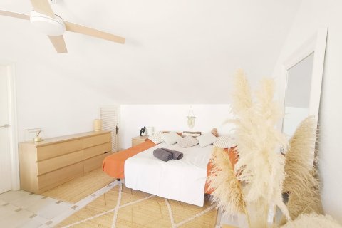 Kaupunkipientalo myytävänä Villamartin, Alicante, Espanja, 3 makuuhuonetta, 101 m2 No. 154569 - kuva 27