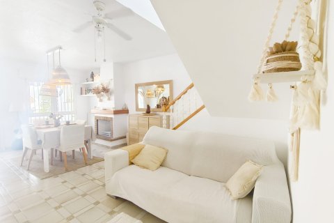 Kaupunkipientalo myytävänä Villamartin, Alicante, Espanja, 3 makuuhuonetta, 101 m2 No. 154569 - kuva 24