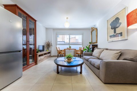 Huoneisto myytävänä Alicante, Espanja, 2 makuuhuonetta, 61 m2 No. 154568 - kuva 3