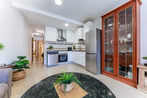 Huoneisto myytävänä Alicante, Espanja, 2 makuuhuonetta, 61 m2 No. 154568 - kuva 9