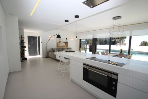 Villa for sale San Miguel de Salinas, Alicante, Spain 3 bedrooms, 144 sq.m. No. 110291 - photo 29