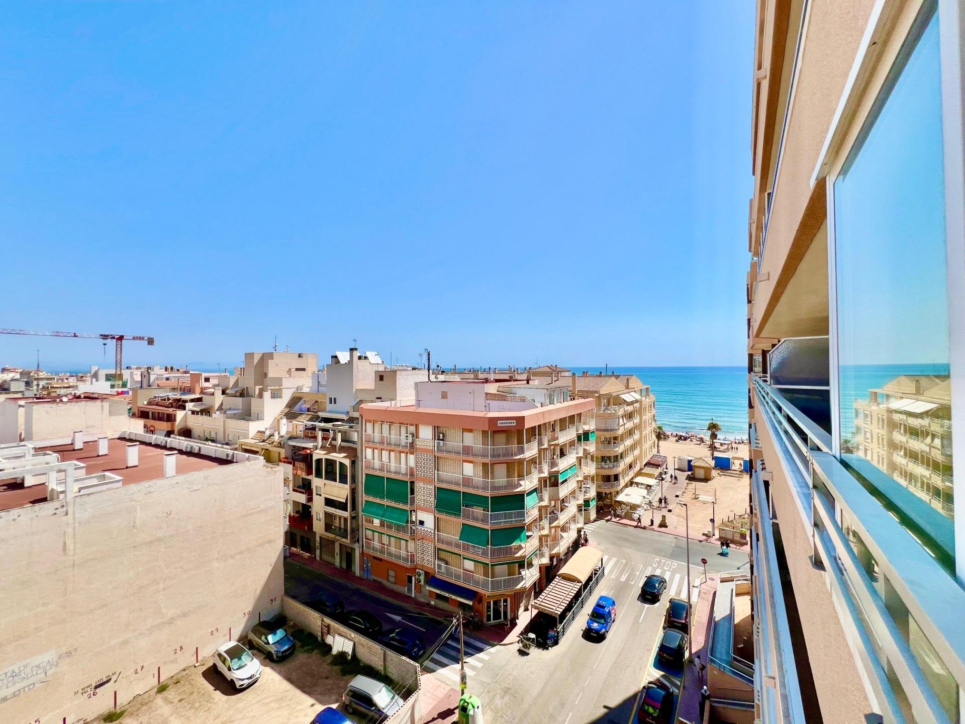 Apartment à La Mata, Alicante, Espagne 3 chambres, 110 m2 No. 195435