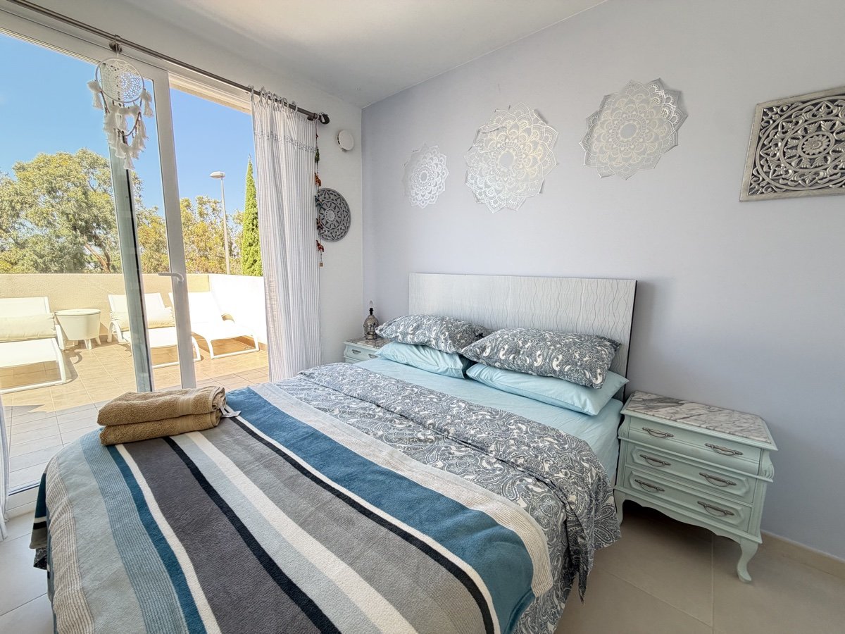 Villa Mil Palmeras, Alicante, Spānijā 4 istabas, 160 m2 Nr. 195439