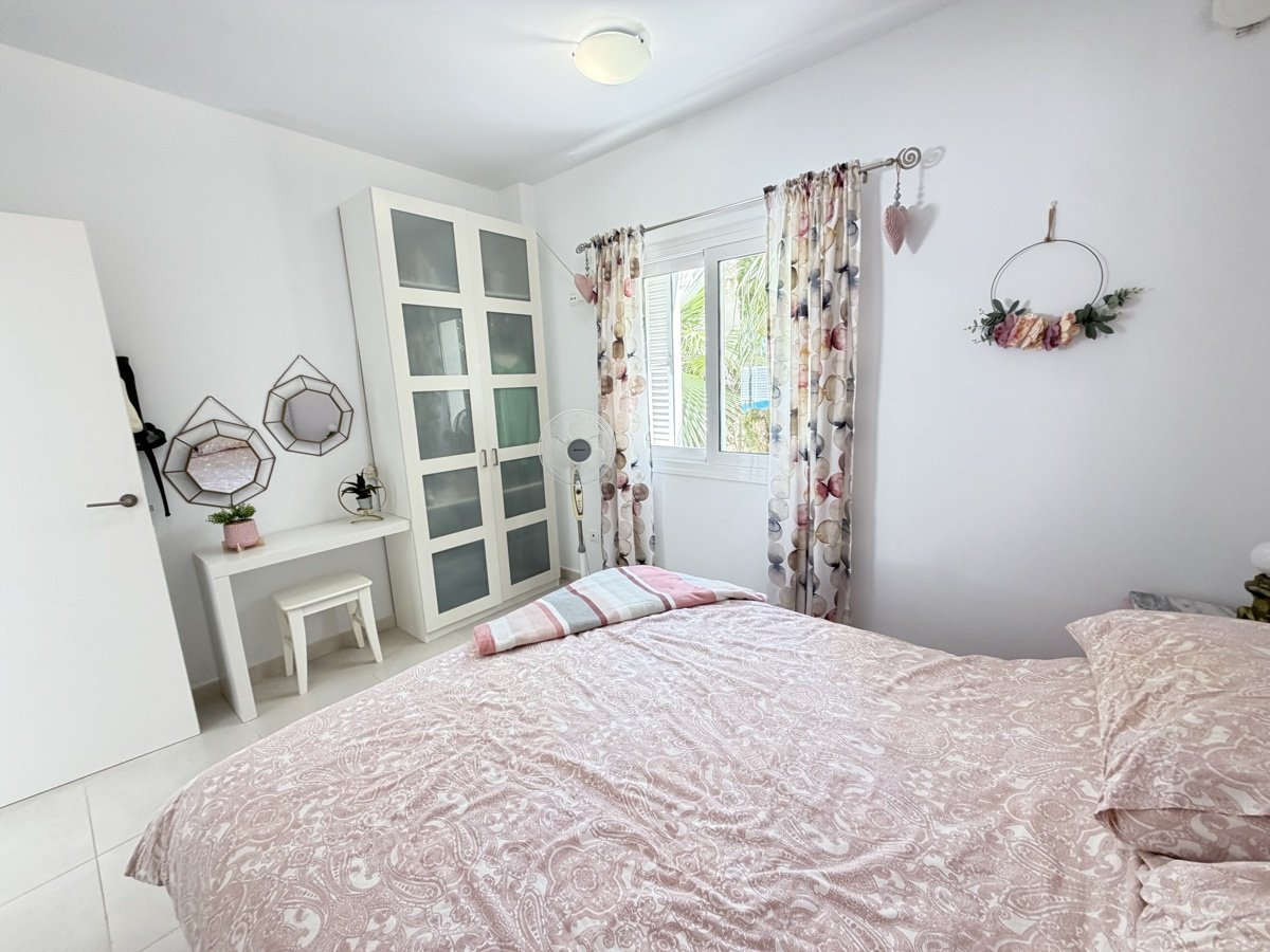 Villa Mil Palmeras, Alicante, Spānijā 4 istabas, 160 m2 Nr. 195439