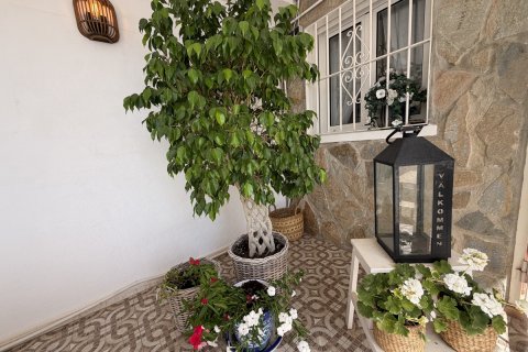 Bungalow à vendre à San Luis, Alicante, Espagne, 3 chambres, 142 m2 No. 195438 - photo 8
