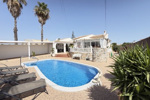 Bungalow à San Luis, Alicante, Espagne 3 chambres, 142 m2 No. 195438
