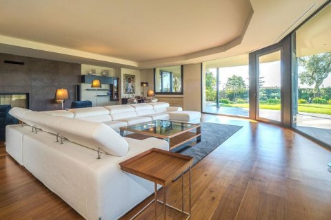 House for sale Girona, Spain 5 bedrooms, 958 sq.m. No. 22980 - photo 4