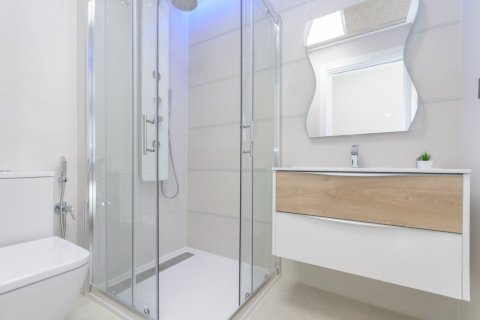 Bungalo pārdošanā Los Balcones, Alicante, Spānijā 2 istabas, 63 m2 Nr. 137626 - attēls 19