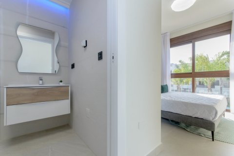 Bungalo pārdošanā Los Balcones, Alicante, Spānijā 2 istabas, 63 m2 Nr. 137626 - attēls 20