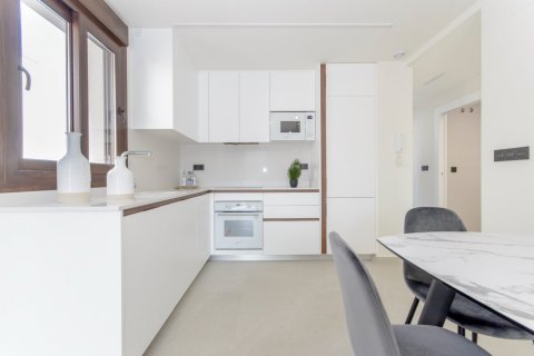 Bungalo pārdošanā Los Balcones, Alicante, Spānijā 2 istabas, 63 m2 Nr. 137626 - attēls 8