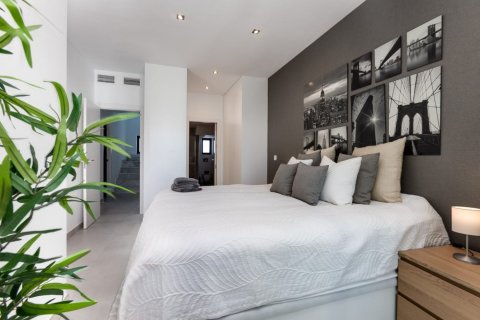 Huvila myytävänä Pilar de la Horadada, Alicante, Espanja, 3 makuuhuonetta, 151 m2 No. 137627 - kuva 12
