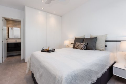 Huvila myytävänä Pilar de la Horadada, Alicante, Espanja, 3 makuuhuonetta, 151 m2 No. 137627 - kuva 10