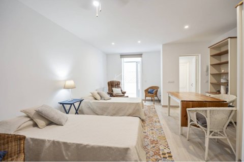 Casa adosada en venta en Mahon, Menorca, España 3 dormitorios, 235 m2 No. 190491 - foto 13