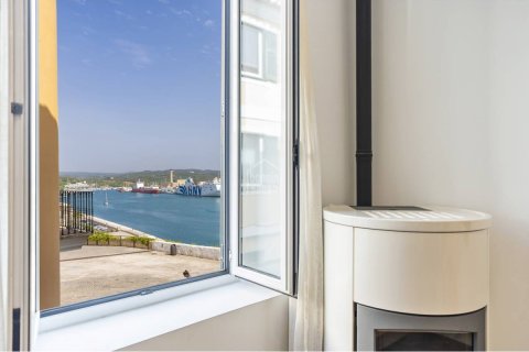 Casa adosada en venta en Mahon, Menorca, España 3 dormitorios, 235 m2 No. 190491 - foto 4