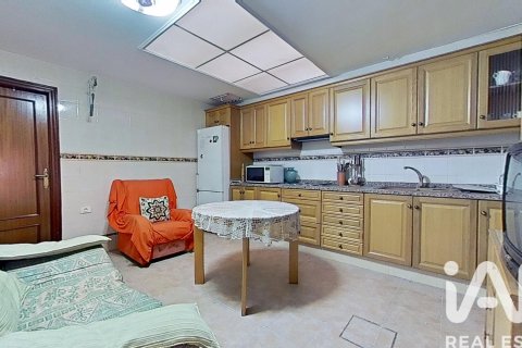 Townhouse for sale in Vila-real, Castellon, Spain 6 bedrooms, 270 sq.m. No. 172910 - photo 7