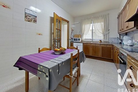 Townhouse for sale in Vila-real, Castellon, Spain 6 bedrooms, 270 sq.m. No. 172910 - photo 15