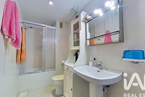 Townhouse for sale in Vila-real, Castellon, Spain 6 bedrooms, 270 sq.m. No. 172910 - photo 13