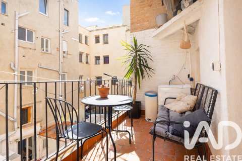 Продажа квартиры в Барселона, Испания 2 спальни, 54м2 №172913 - фото 5