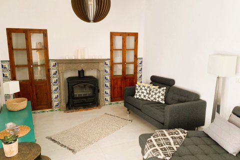 Rindu māja pārdošanā Javea, Alicante, Spānijā 4 istabas, 236 m2 Nr. 196162 - attēls 2