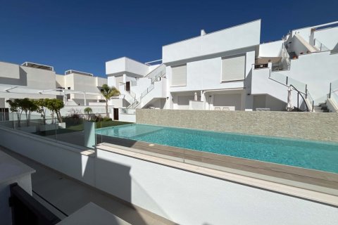 Bungalowi Pilar de la Horadada, Alicante, Espanja 2 makuuhuonetta,  No. 196157