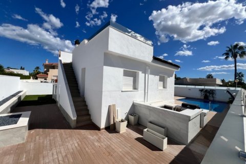 Villa in vendita a Ciudad Quesada, Alicante, Spagna 4 camere da letto, 165 mq. N° 196156 - foto 2