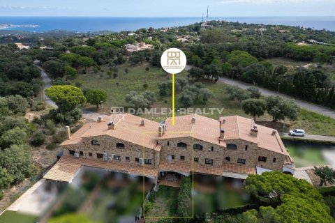 Villa à Platja D'aro, Girona, Espagne 3 chambres, 176 m2 No. 177231