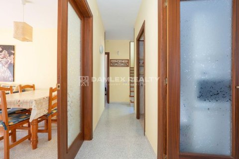 Hus till salu i Lloret de Mar, Girona, Spanien 8 sovrum, 384 kvm. Nr. 177237 - foto 27
