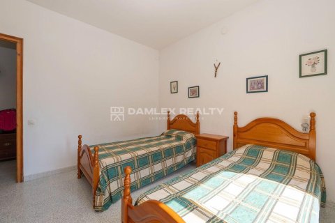 Hus till salu i Lloret de Mar, Girona, Spanien 8 sovrum, 384 kvm. Nr. 177237 - foto 20