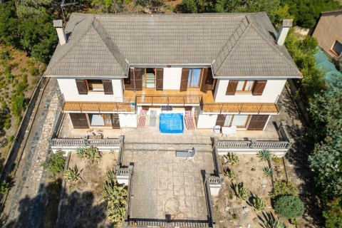Hus till salu i Lloret de Mar, Girona, Spanien 8 sovrum, 384 kvm. Nr. 177237 - foto 2