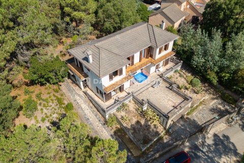 Hus till salu i Lloret de Mar, Girona, Spanien 8 sovrum, 384 kvm. Nr. 177237 - foto 5
