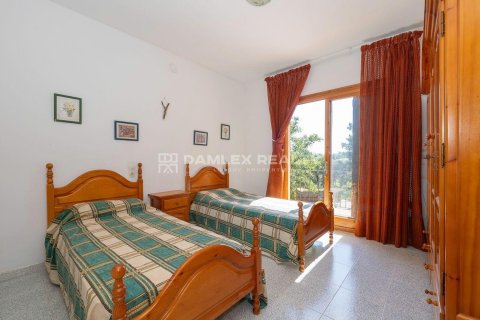 Hus till salu i Lloret de Mar, Girona, Spanien 8 sovrum, 384 kvm. Nr. 177237 - foto 14