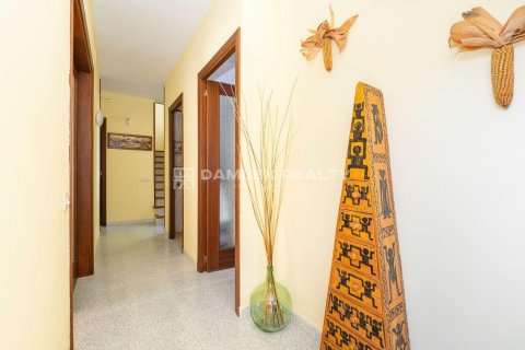 Hus till salu i Lloret de Mar, Girona, Spanien 8 sovrum, 384 kvm. Nr. 177237 - foto 26