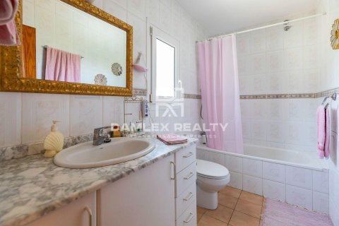 Villa à vendre à Lloret de Mar, Girona, Espagne, 6 chambres, 150 m2 No. 177233 - photo 24