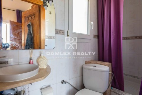 Villa à vendre à Lloret de Mar, Girona, Espagne, 6 chambres, 150 m2 No. 177233 - photo 19