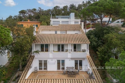 Dom w Begur, Girona, Hiszpania 5 sypialni, 192 mkw. nr 177235