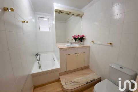 Hus till salu i Mequinenza, Zaragoza, Spanien 3 sovrum, 220 kvm. Nr. 153867 - foto 10