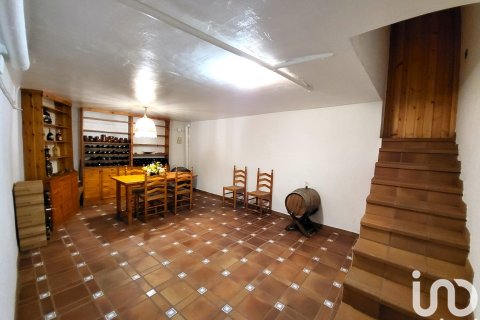 Hus till salu i Mequinenza, Zaragoza, Spanien 3 sovrum, 220 kvm. Nr. 153867 - foto 5