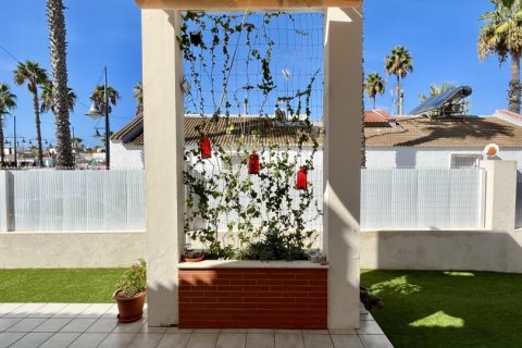 Talo myytävänä La Antilla, Huelva, Espanja, 5 makuuhuonetta, 157 m2 No. 153868 - kuva 3