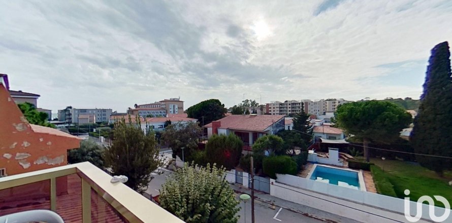 Apartment in Coma-Ruga, Tarragona, Spain 2 bedrooms, 78 sq.m. No. 153866