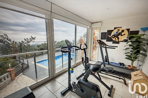 Dom w Lloret de Mar, Girona, Hiszpania 3 sypialnie, 435 mkw. nr 153862 – zdjęcie 16