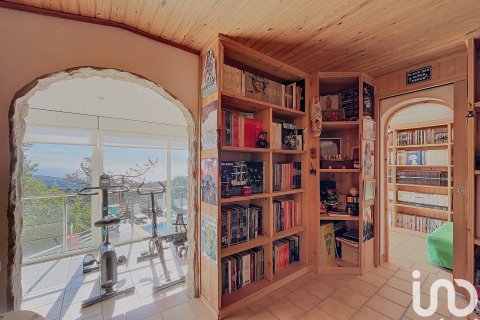 Dom w Lloret de Mar, Girona, Hiszpania 3 sypialnie, 435 mkw. nr 153862 – zdjęcie 15