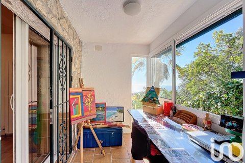 Dom w Lloret de Mar, Girona, Hiszpania 3 sypialnie, 435 mkw. nr 153862 – zdjęcie 8