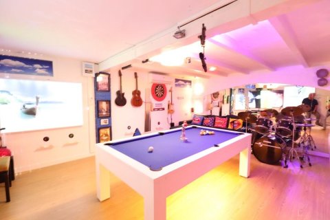 Apartment à vendre à Alicante, Espagne, 3 chambres, 140 m2 No. 165386 - photo 18