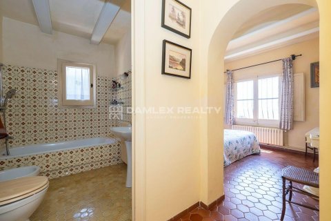 House for sale in Platja D'aro, Girona, Spain 3 bedrooms, 217 sq.m. No. 177109 - photo 23